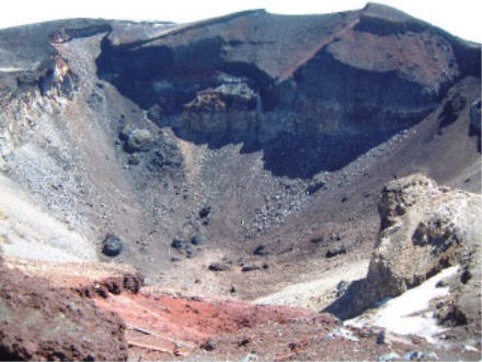 Looking into the crater from the high side.